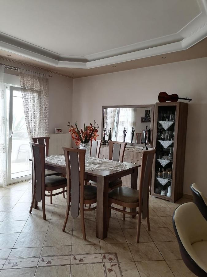 Popi 'S Home سكالا سوتيروس المظهر الخارجي الصورة