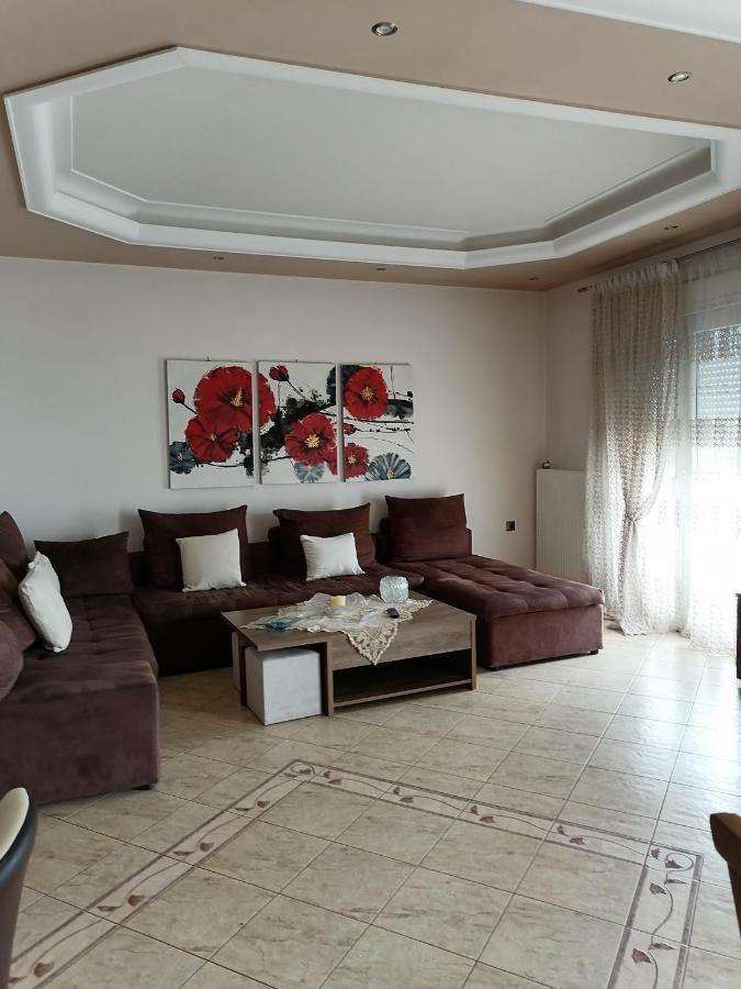 Popi 'S Home سكالا سوتيروس المظهر الخارجي الصورة