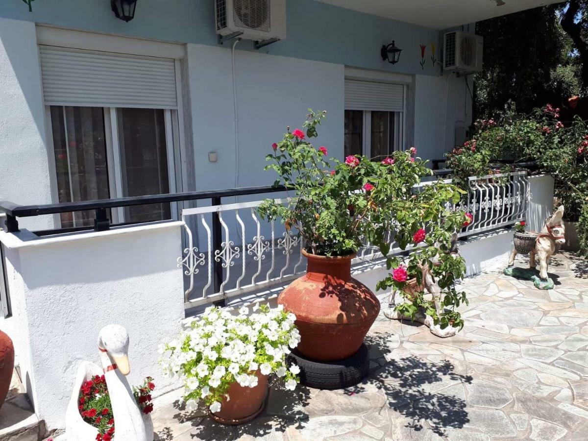 Popi 'S Home سكالا سوتيروس المظهر الخارجي الصورة
