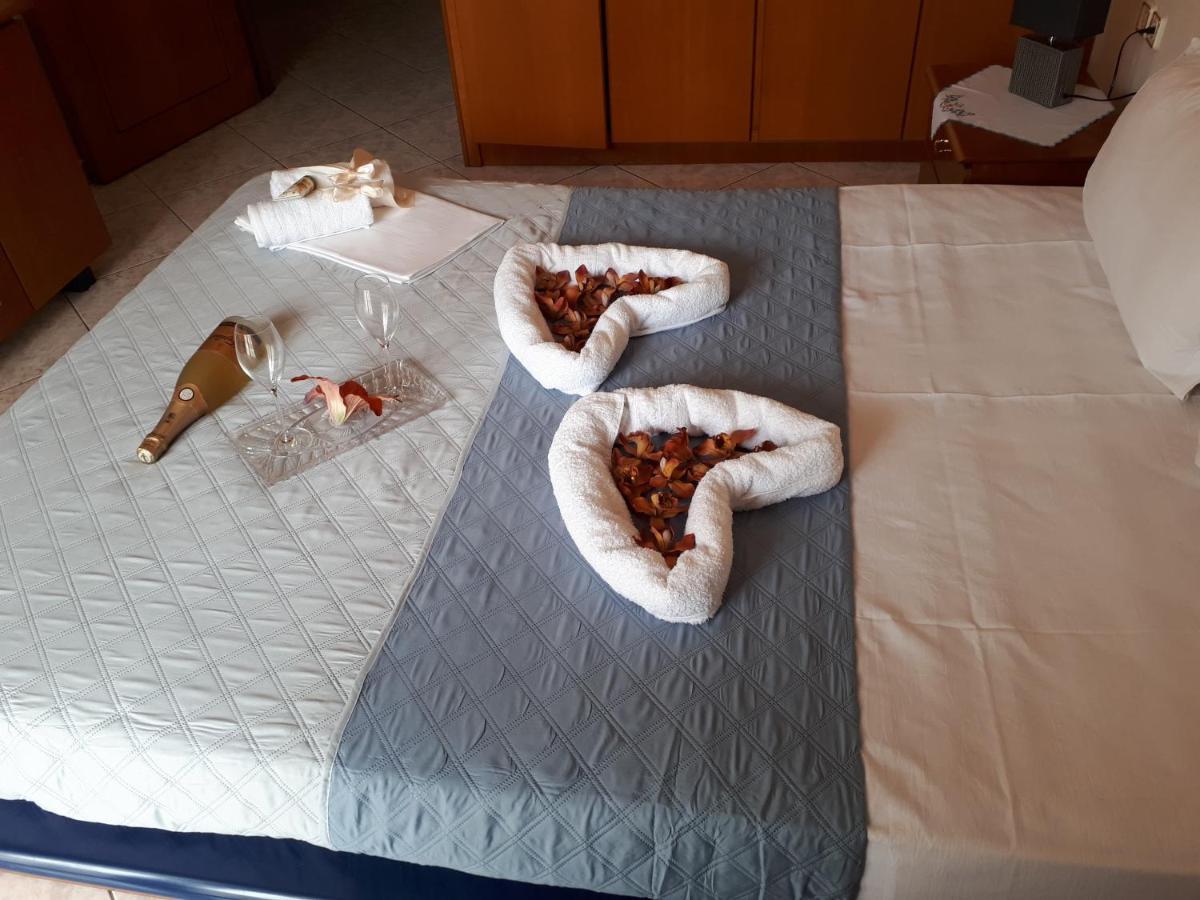 Popi 'S Home سكالا سوتيروس المظهر الخارجي الصورة